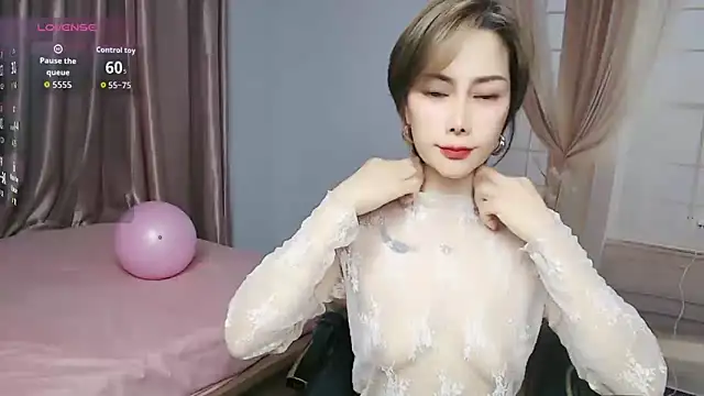 Snapshot of lucyyanyan chatting on 05.16.26 lucyyanyan online show from 05.16.26