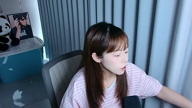 yuki-888 online show from 04.06.26