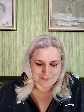 NyushaLollipop online show from 04.30.26