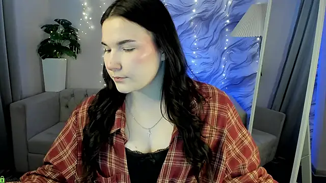 Mira Silk online show from 02.26.26