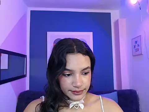 Snapshot of Nyxx_Velariia chatting on 02.04.26 Nyxx Velariia online show from 02.04.26