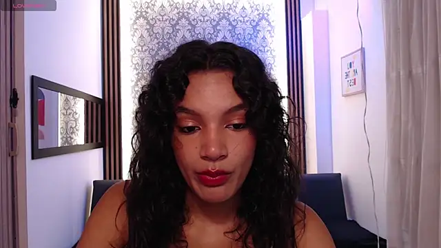 Snapshot of Nyxx_Velariia chatting on 03.02.26 Nyxx Velariia online show from 03.02.26