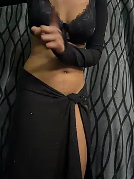 Snapshot of Sassyreyaaa chatting on 02.14.26 Sassyreyaaa online show from 02.14.26