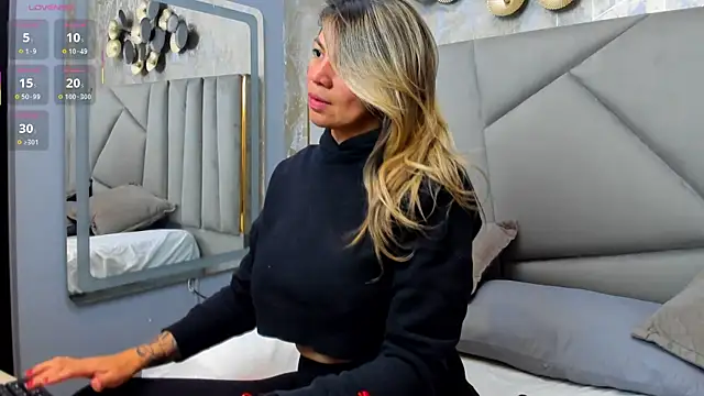 Gabby santos  online show from 03.25.26