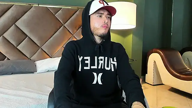 Salvattore Muller online show from 02.09.26