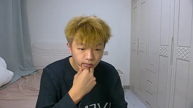 Chocolates-001 online show from 02.18.26