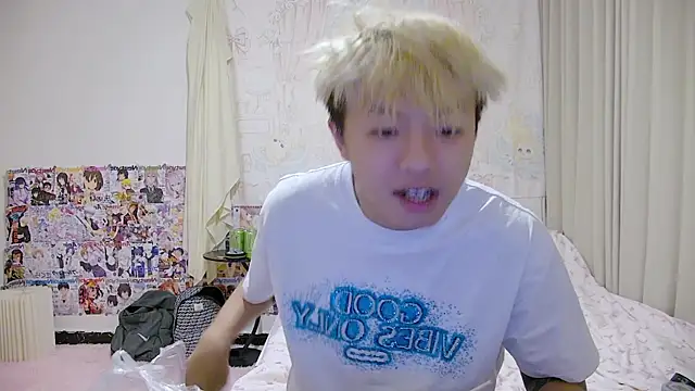 Chocolates-001 online show from 04.13.26