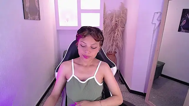 melodyy as online show from 01.15.26