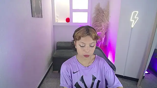 melodyy as online show from 02.20.26