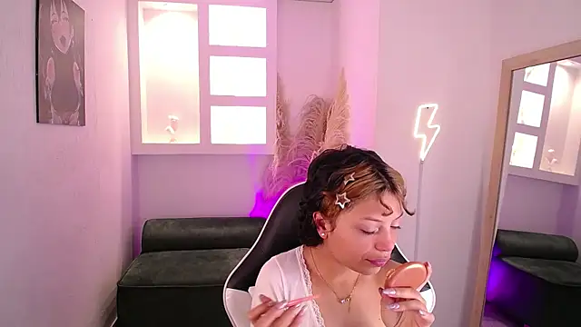 melodyy as online show from 02.26.26