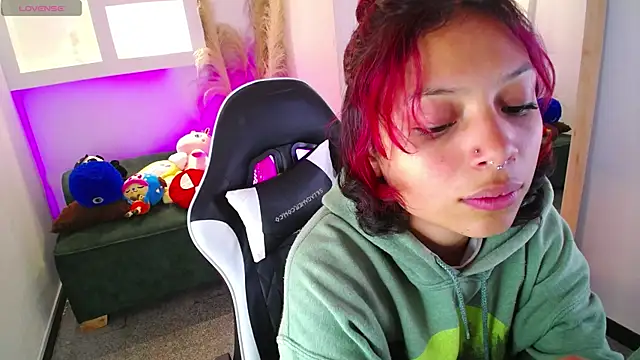 melodyy as online show from 07.15.26