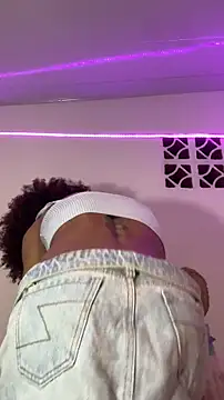Snapshot of julietha_sexy chatting on 08.01.26 julietha sexy online show from 08.01.26