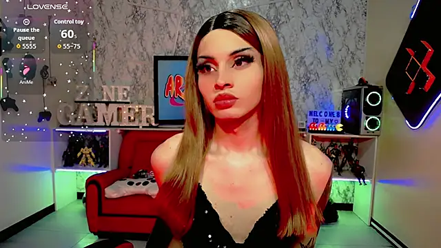 Snapshot of Lisa_sparkleee chatting on 02.28.26 Lisa sparkleee online show from 02.28.26