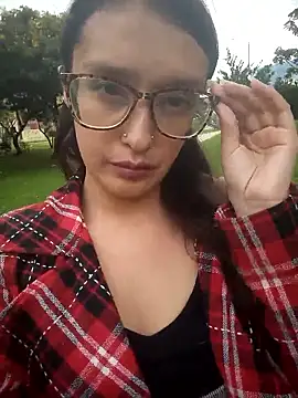 Snapshot of Karla-giraldo_1 chatting on 03.03.26 Karla-giraldo 1 online show from 03.03.26