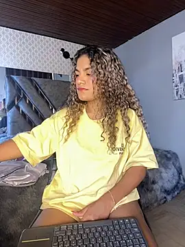 AngelPinkk  online show from 02.12.26