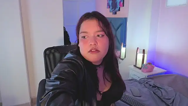 Snapshot of AleSweet chatting on 02.07.26 AleSweet online show from 02.07.26