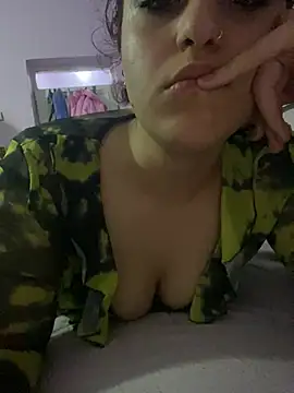 Snapshot of Arnn102 chatting on 04.03.26 Arnn102 online show from 04.03.26