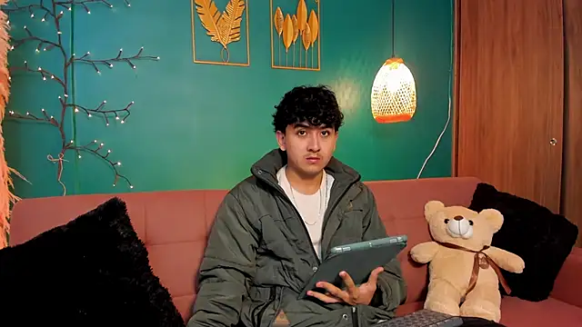 Christopher Monroe  online show from 01.19.26