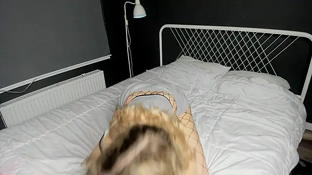 Snapshot of lovely_dovelyyy chatting on 02.21.26 lovely dovelyyy online show from 02.21.26