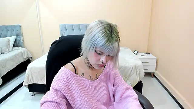 Snapshot of Bela_Craxkerr chatting on 03.17.26 Bela Craxkerr online show from 03.17.26