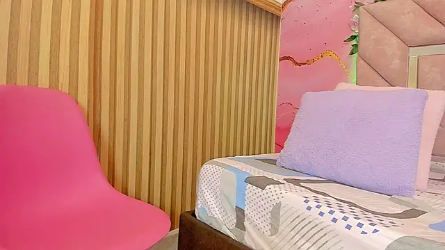 sweet  luna   online show from 02.25.26