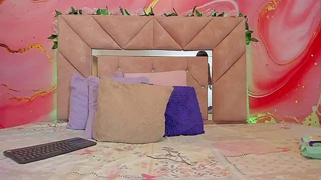 sweet  luna   online show from 02.27.26