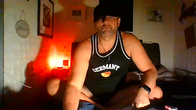 Snapshot of Funfukruon chatting on 08.06.26 Funfukruon online show from 08.06.26