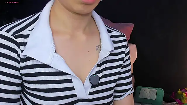 Noaah25  online show from 02.05.26