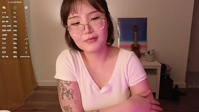 Snapshot of nullgirl chatting on 06.22.26 nullgirl online show from 06.22.26