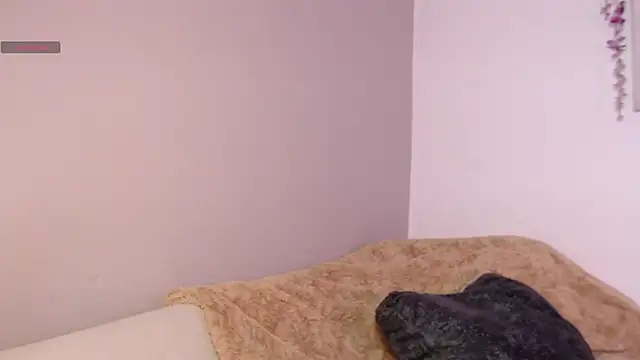 chloe peach  online show from 05.13.26