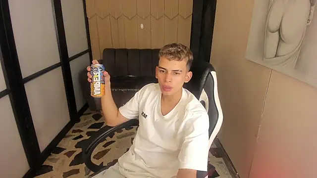 JuanSixx  online show from 01.14.26