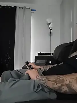 ThickaThuckDick07 online show from 05.25.26