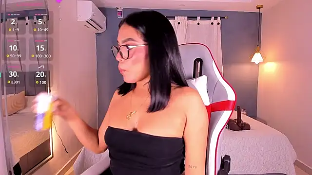 valentina Noa online show from 07.05.26