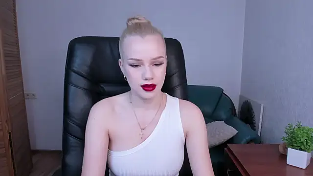 Snapshot of Stacy_Western chatting on 02.12.26 Stacy Western online show from 02.12.26