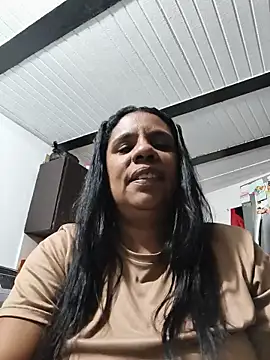Snapshot of Zeyllyjhonson chatting on 06.14.26 Zeyllyjhonson online show from 06.14.26