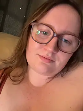 lucycomestrue online show from 06.13.26