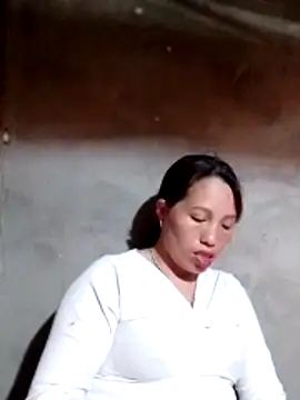 Gummiesu online show from 03.03.26