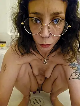 xxEMMxxx online show from 02.25.26