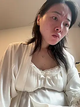 Snapshot of Cheating-wife chatting on 04.28.26 Cheating-wife online show from 04.28.26