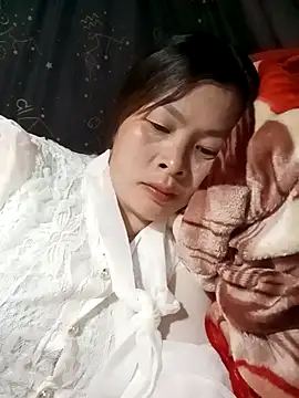 Snapshot of Bling_sexy chatting on 03.18.26 Bling sexy online show from 03.18.26