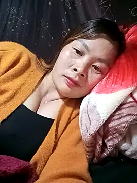 Snapshot of Bling_sexy chatting on 03.21.26 Bling sexy online show from 03.21.26