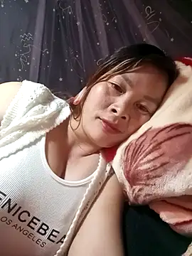 Snapshot of Bling_sexy chatting on 03.22.26 Bling sexy online show from 03.22.26