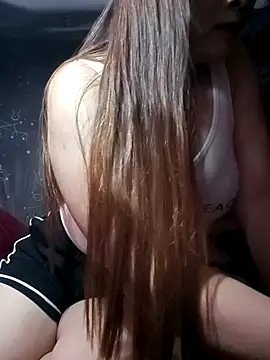 Snapshot of Bling_sexy chatting on 04.04.26 Bling sexy online show from 04.04.26