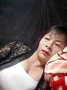 Snapshot of Bling_sexy chatting on 04.09.26 Bling sexy online show from 04.09.26