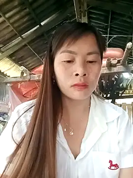 Snapshot of Bling_sexy chatting on 04.11.26 Bling sexy online show from 04.11.26