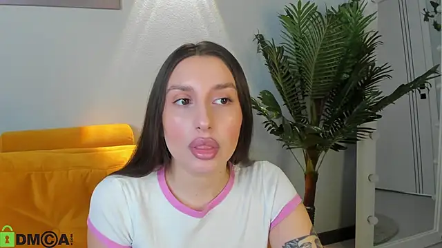 Celine Coello online show from 02.04.26