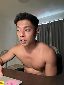 Yooo17 online show from 03.26.26