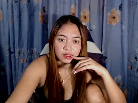 Snapshot of pinay_mayahiga chatting on 04.16.26 pinay mayahiga online show from 04.16.26