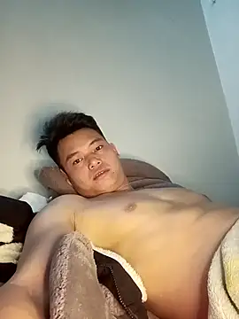 Maycute18 online show from 02.22.26