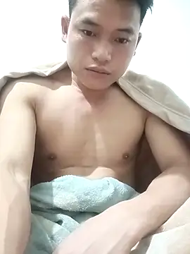 Maycute18 online show from 02.25.26